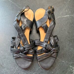 REMONTE | Black Leather Knot Wedge Stacked Sandals | Sz 38